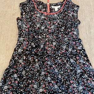 Motherhood Black Floral shirt  with pink Accents